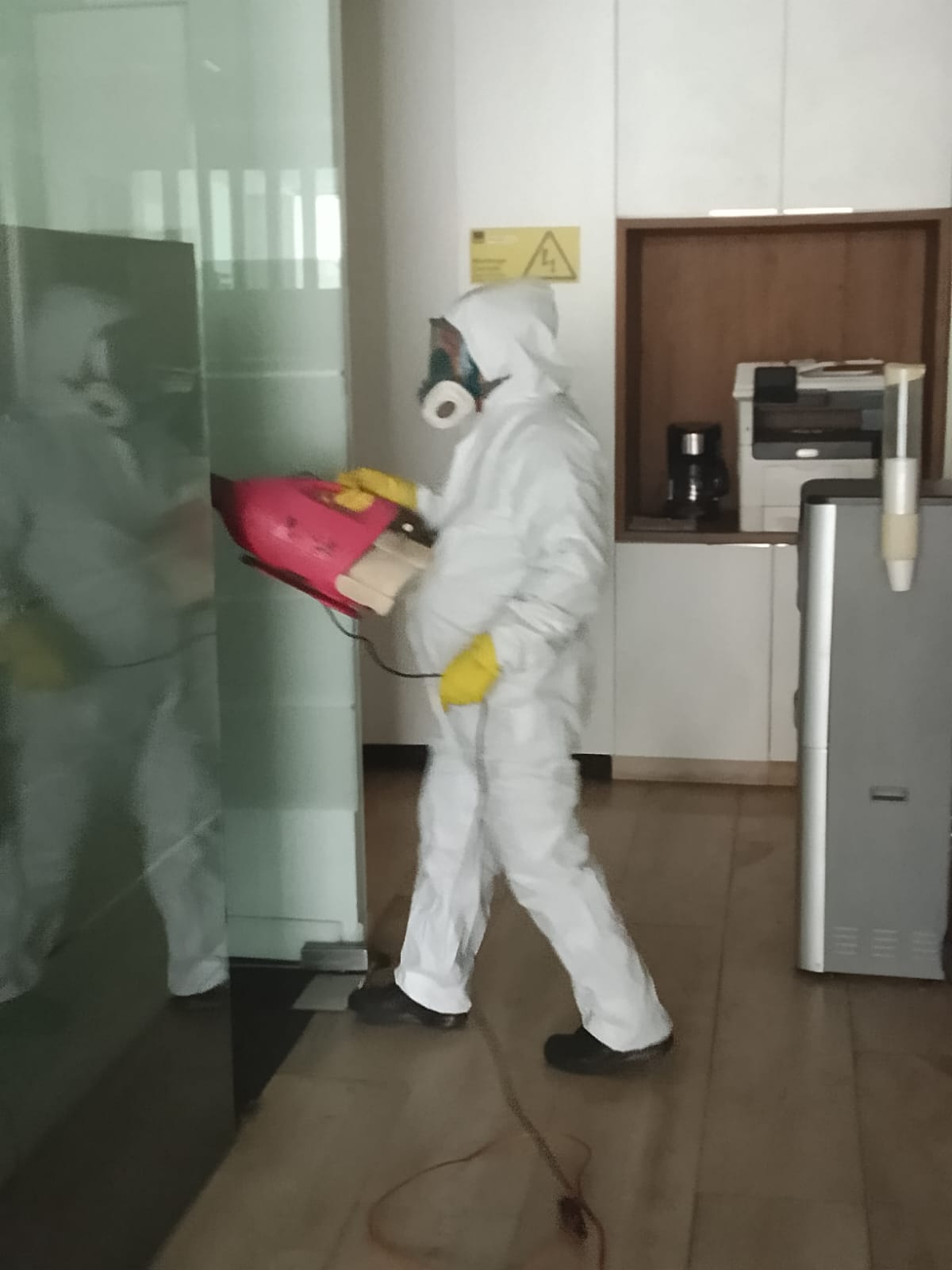 Sanitización en oficina